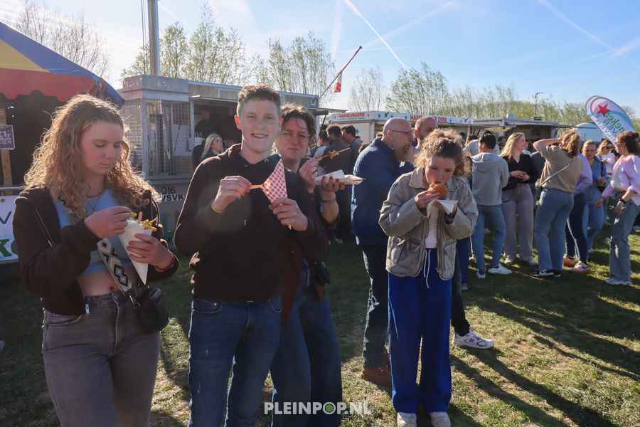 Sfeer Pleinpop Zondag (89)
